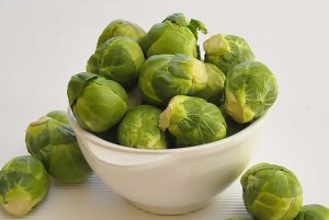 Mehr über den Artikel erfahren Rosenkohlsalat